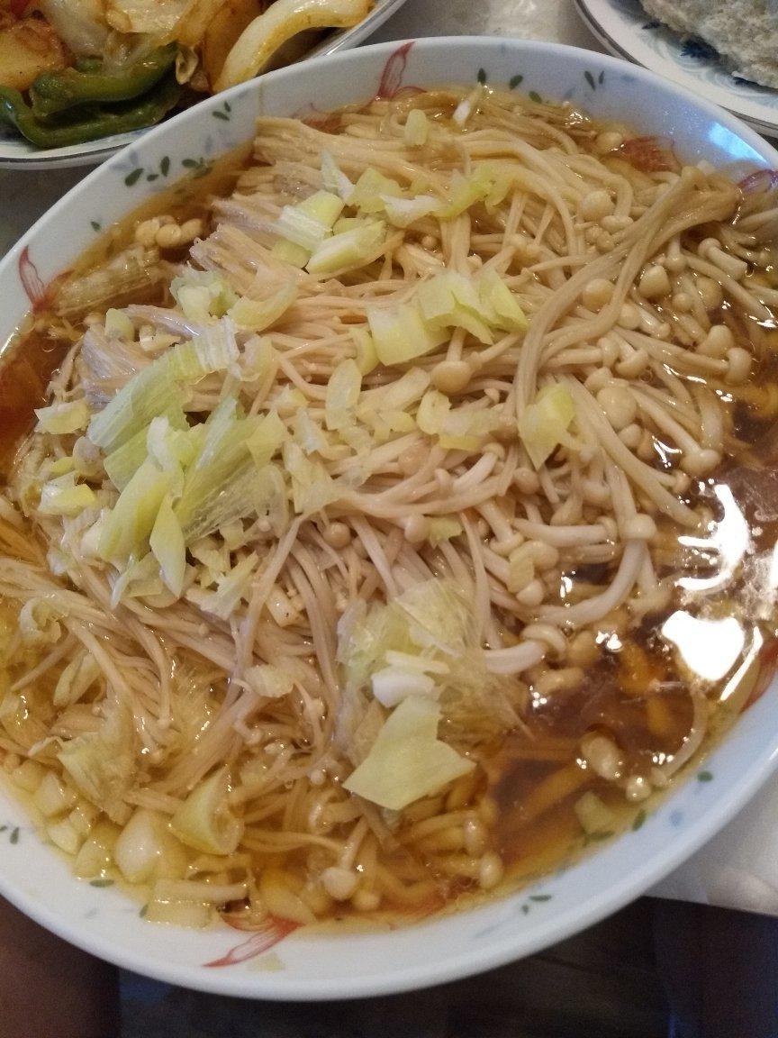 蒜蓉蒸金针菇