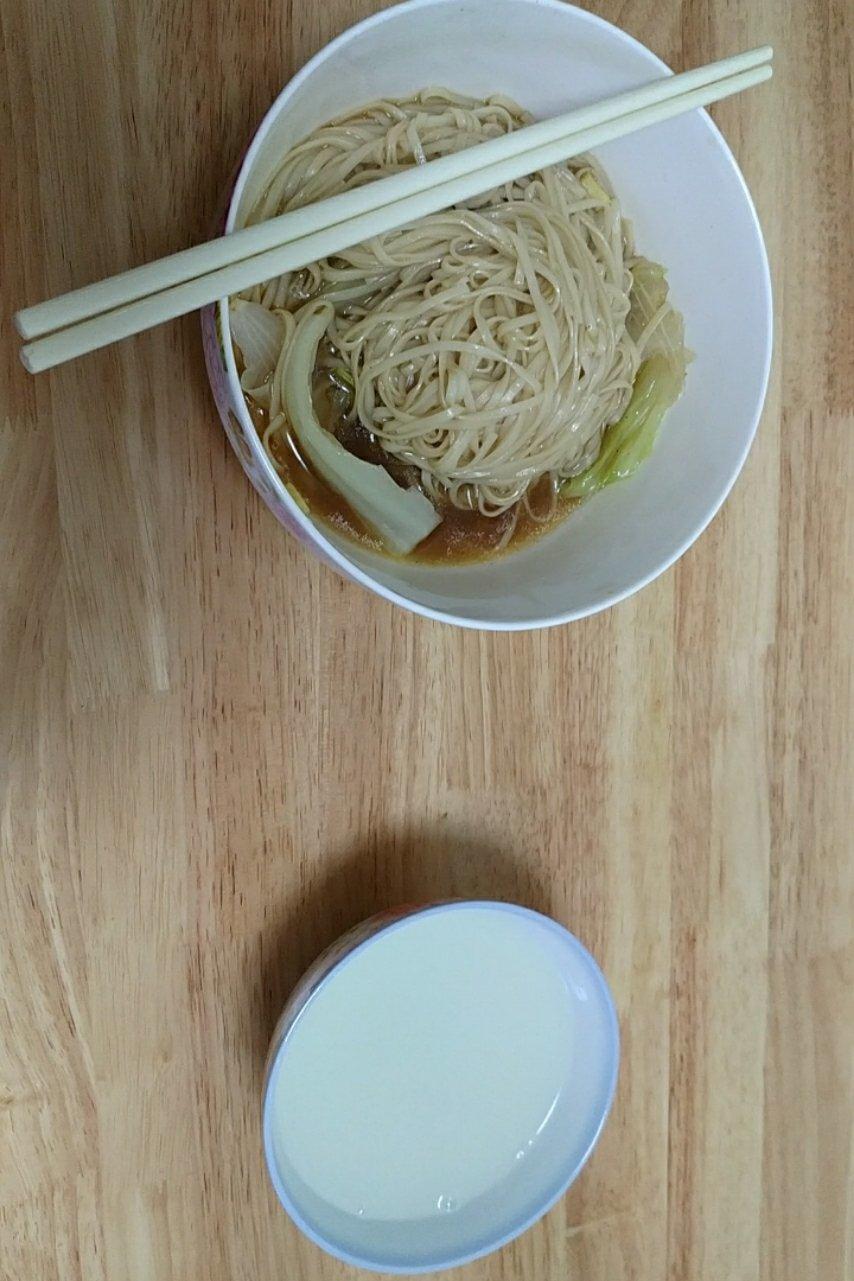 麻辣小面/酸辣面