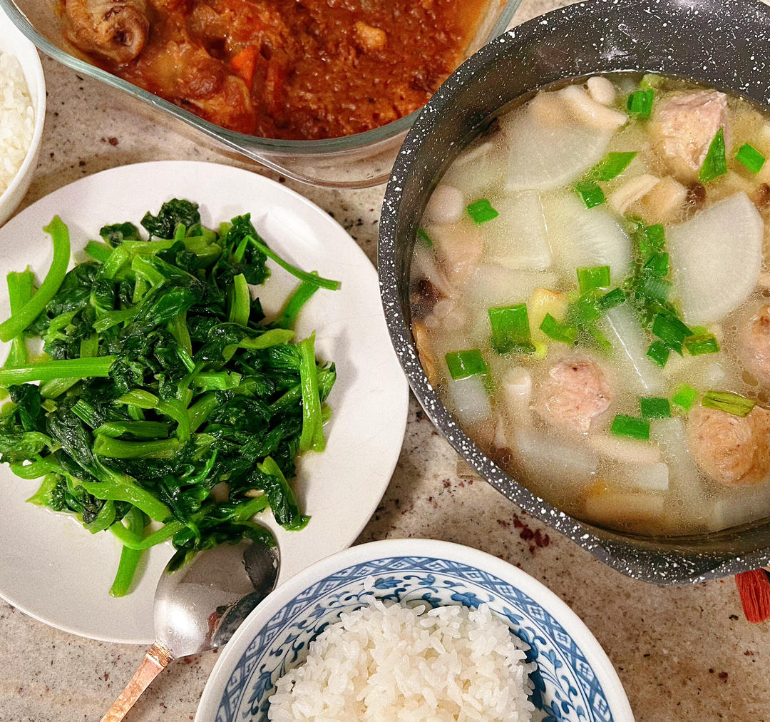 牛肉丸子萝卜汤，简单易做的鲜美味道