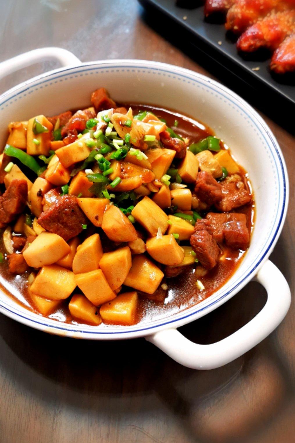 小黑裙625n做的杏鲍菇炒牛肉粒