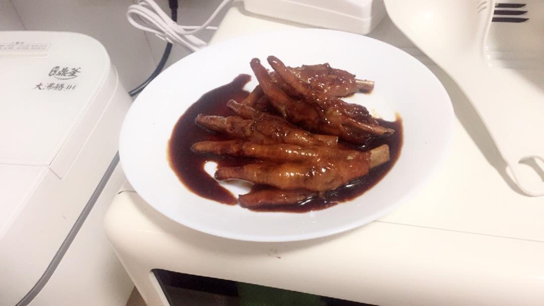 卤味鸡爪的做法