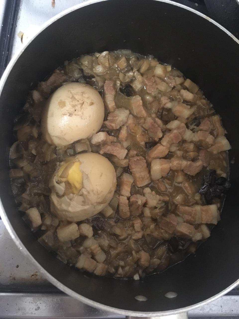 【卤肉饭】
