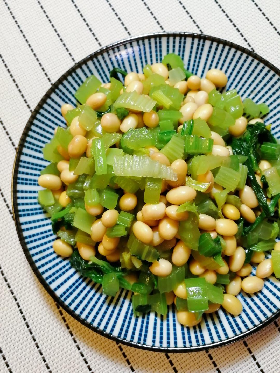 芹菜黄豆小凉菜