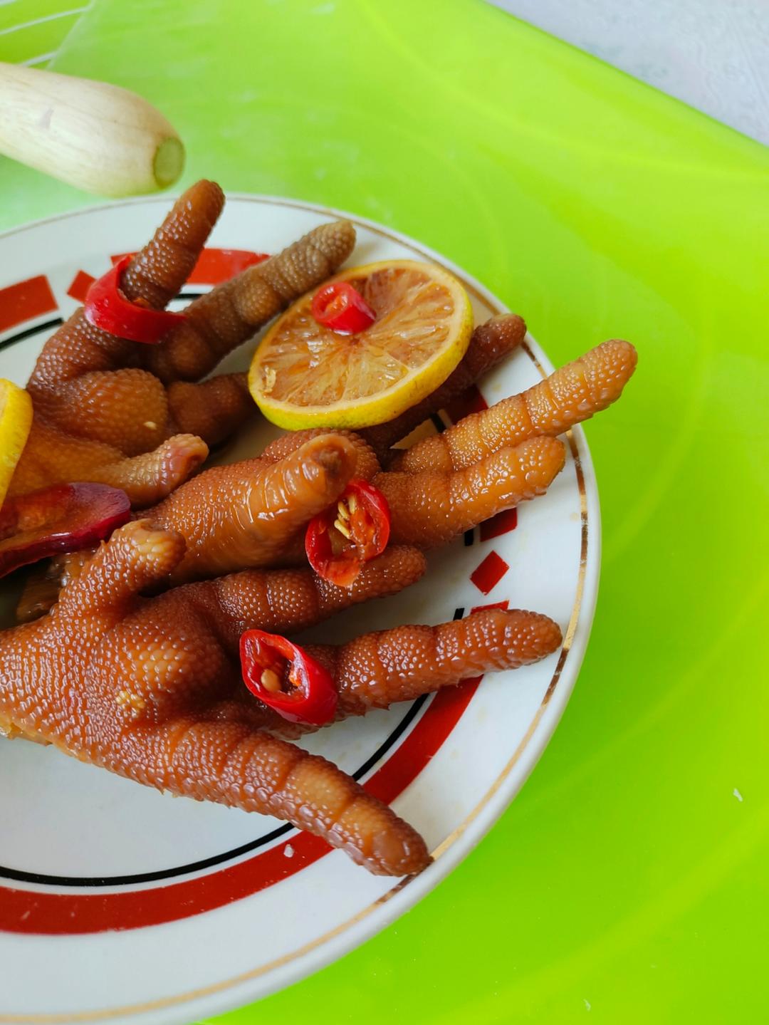 【柠檬酸辣鸡爪】自制超级无敌美味的网红鸡爪