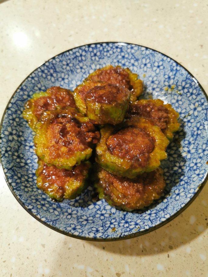 厨师长教你：“苦瓜酿肉”的家常做法，口感和味道很棒，先收藏了