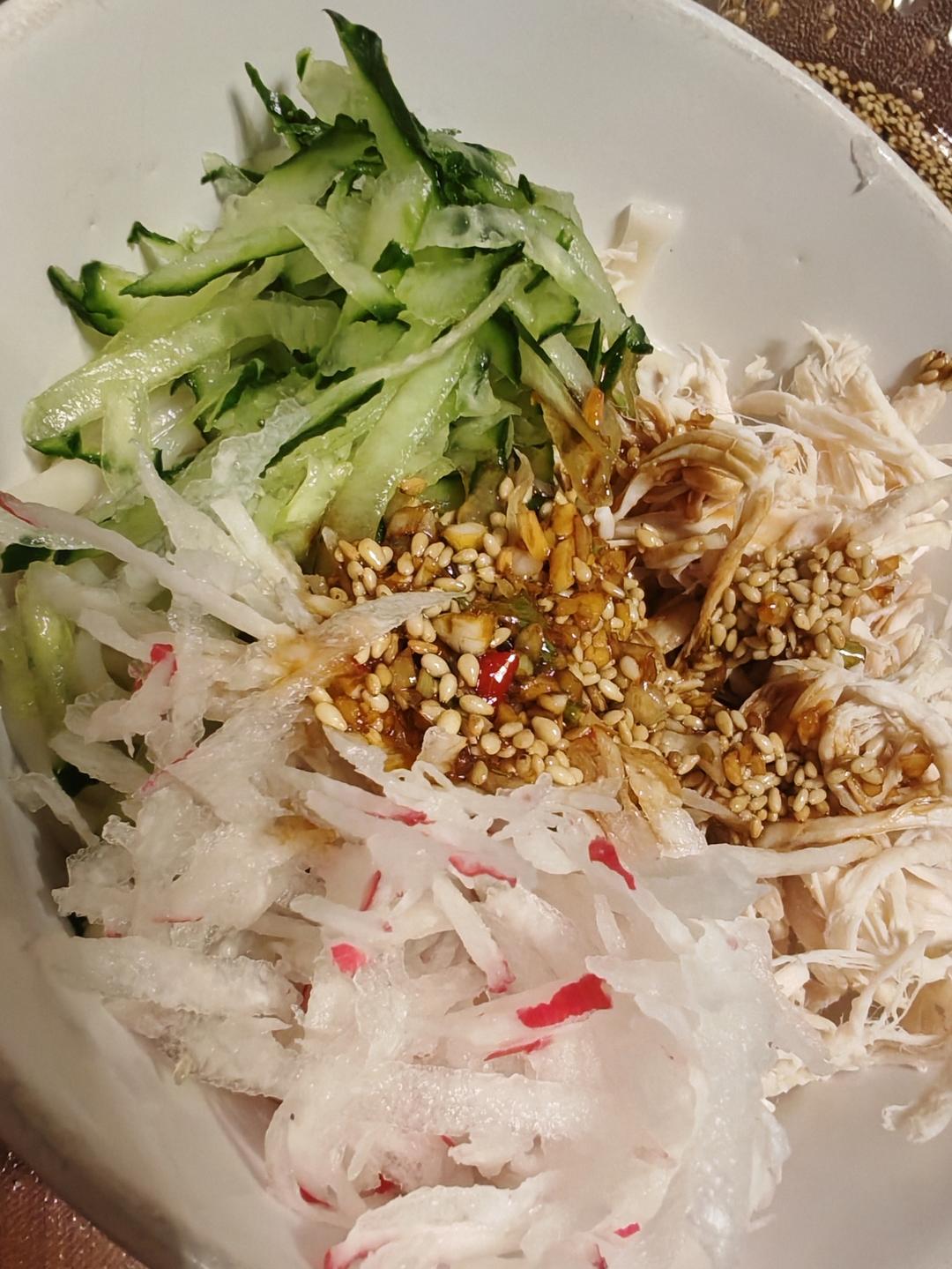鸡丝凉面(快手菜)
