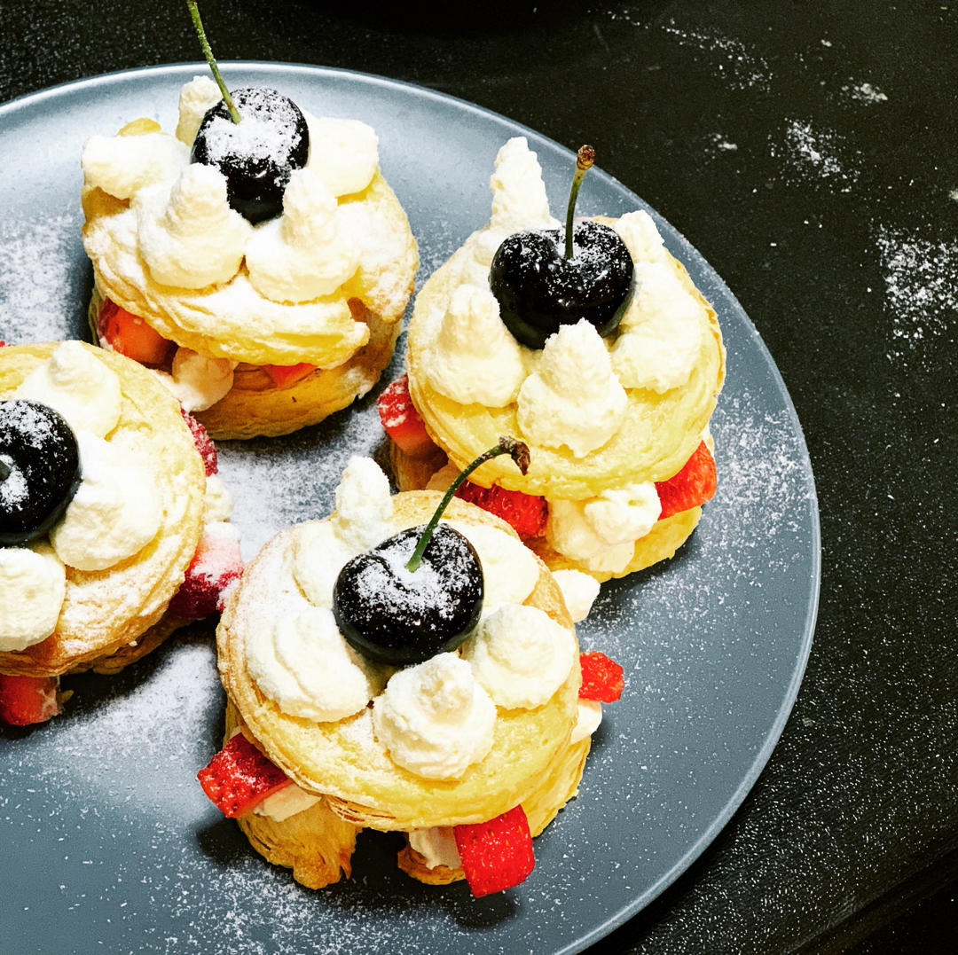 《Tinrry+》超级快手版本的拿破仑！用蛋挞皮轻松就能做出来~