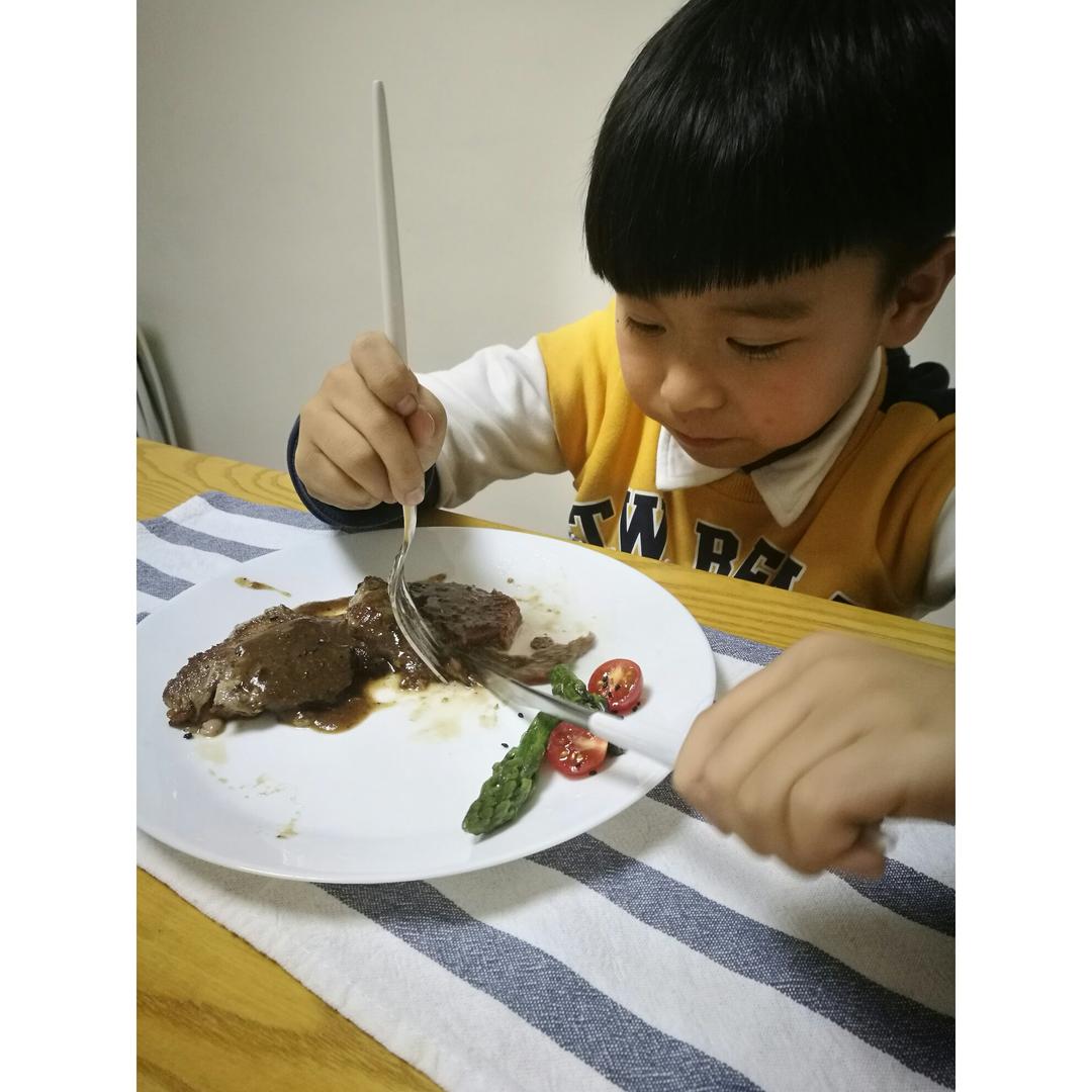 黑椒牛排