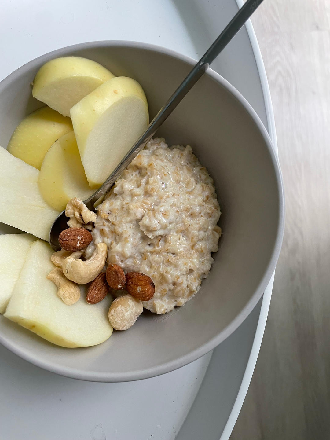 2分钟微波炉燕麦粥 2-min microwaved porridge