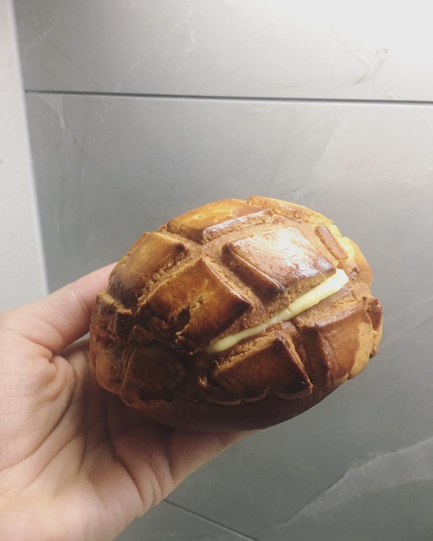 菠萝包