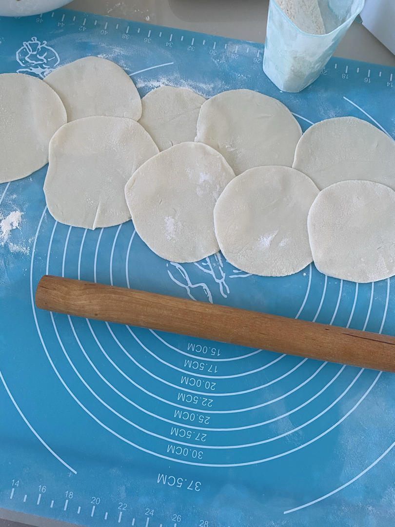 手工揉面三分钟，又韧又薄又好包的饺子皮