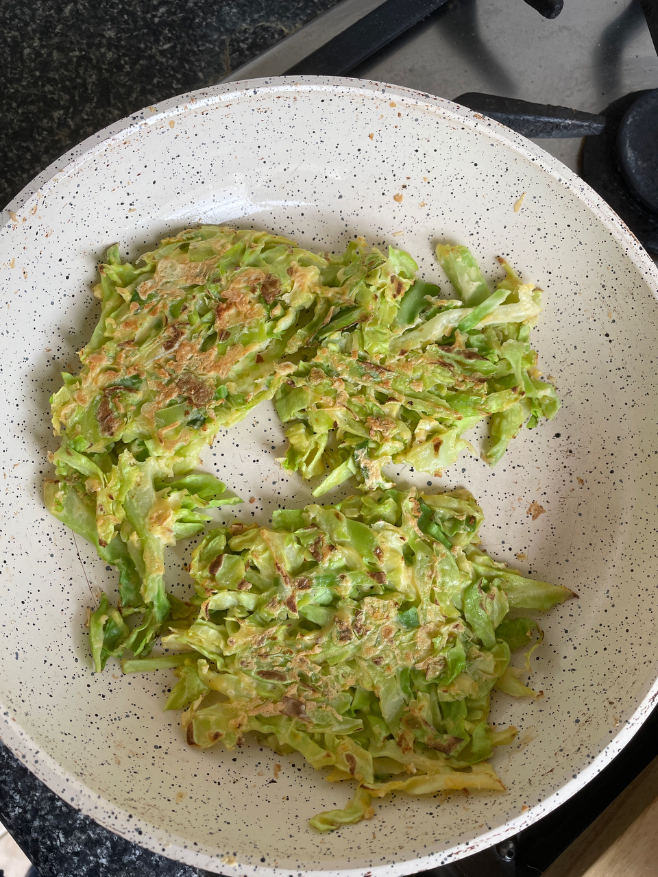 让孩子大口吃菜的包菜饼