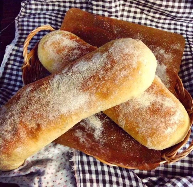 ciabatta bread夏巴塔拖鞋面包