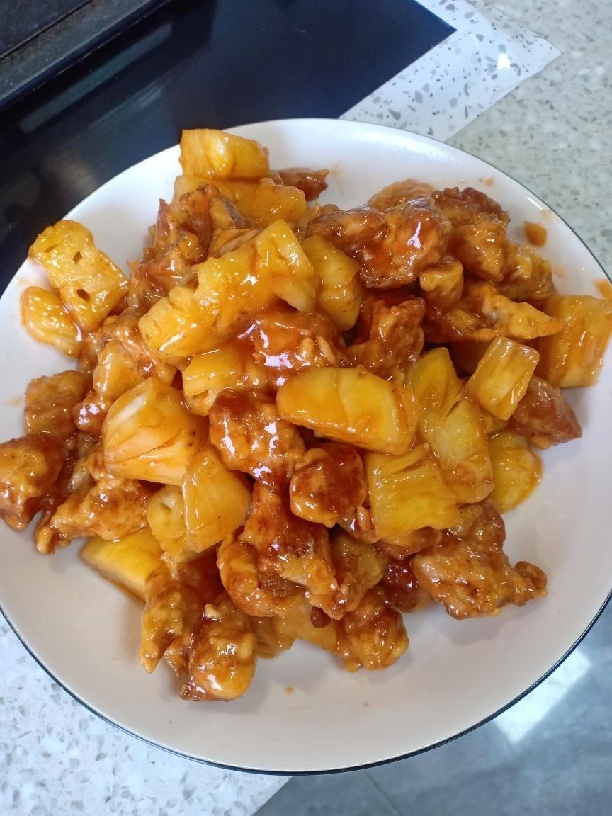菠萝咕噜肉