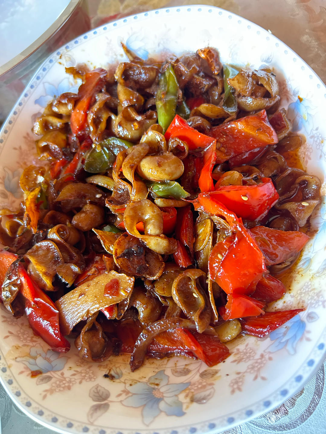 香辣过瘾的爆炒肥肠，这么做巨巨巨下饭！！