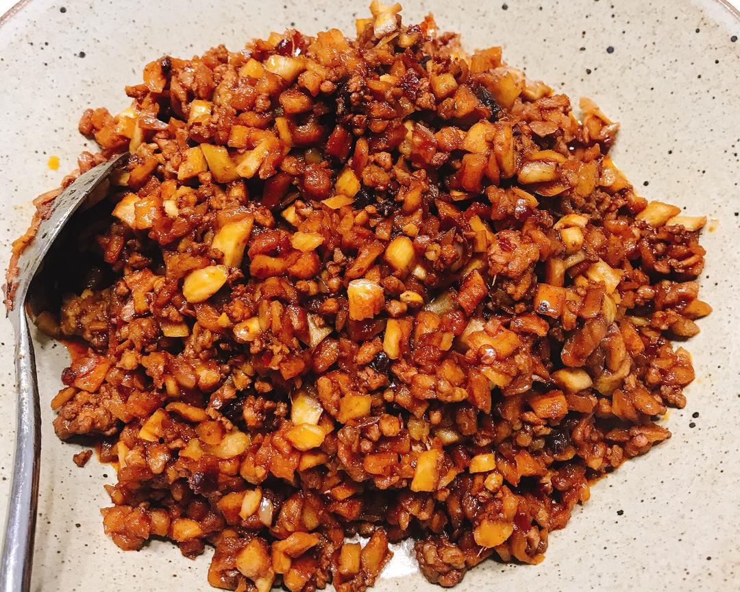 老干妈豆豉酱炒肉糜萝卜干