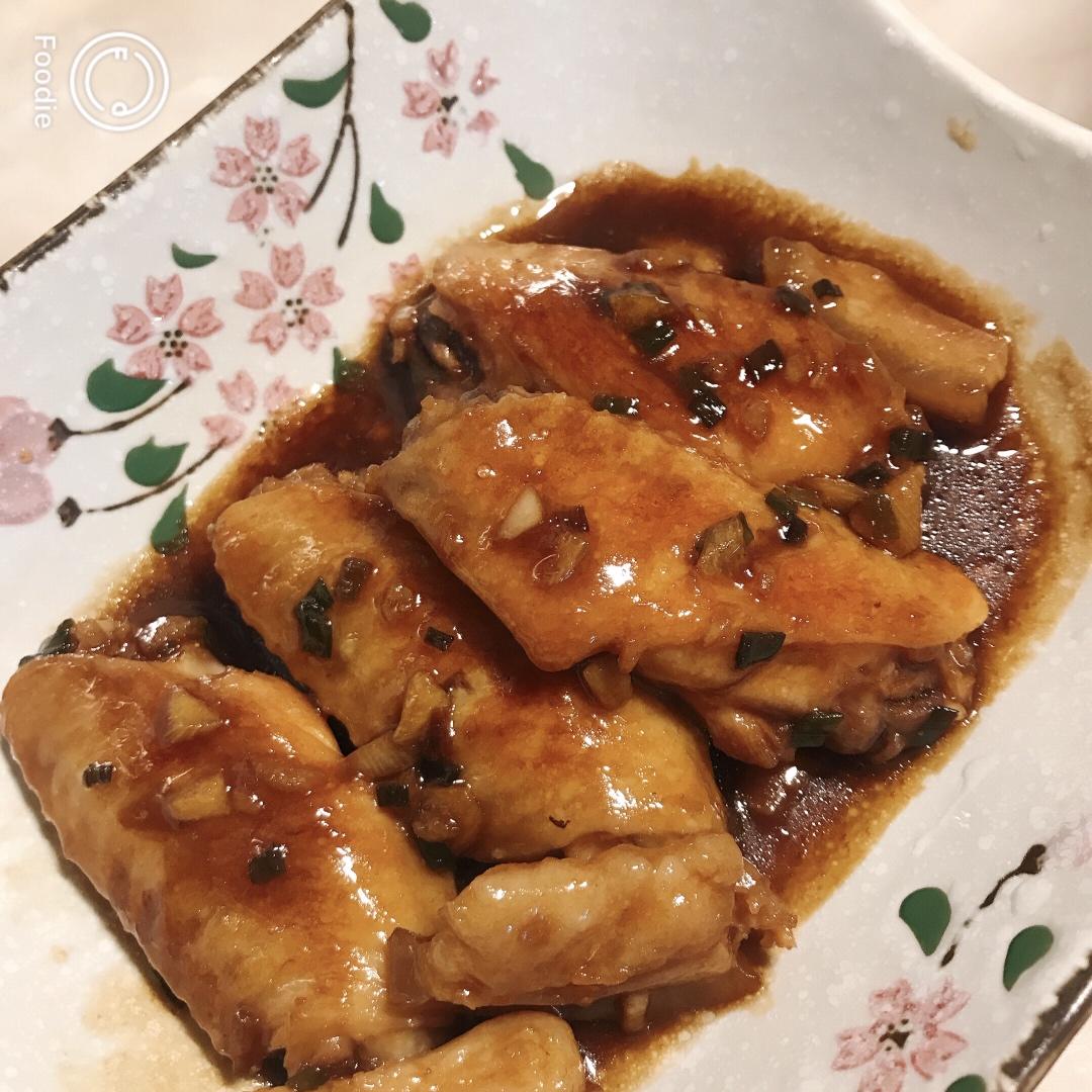 外婆教我的红烧鸡翅·连汤汁都狠好吃！！！