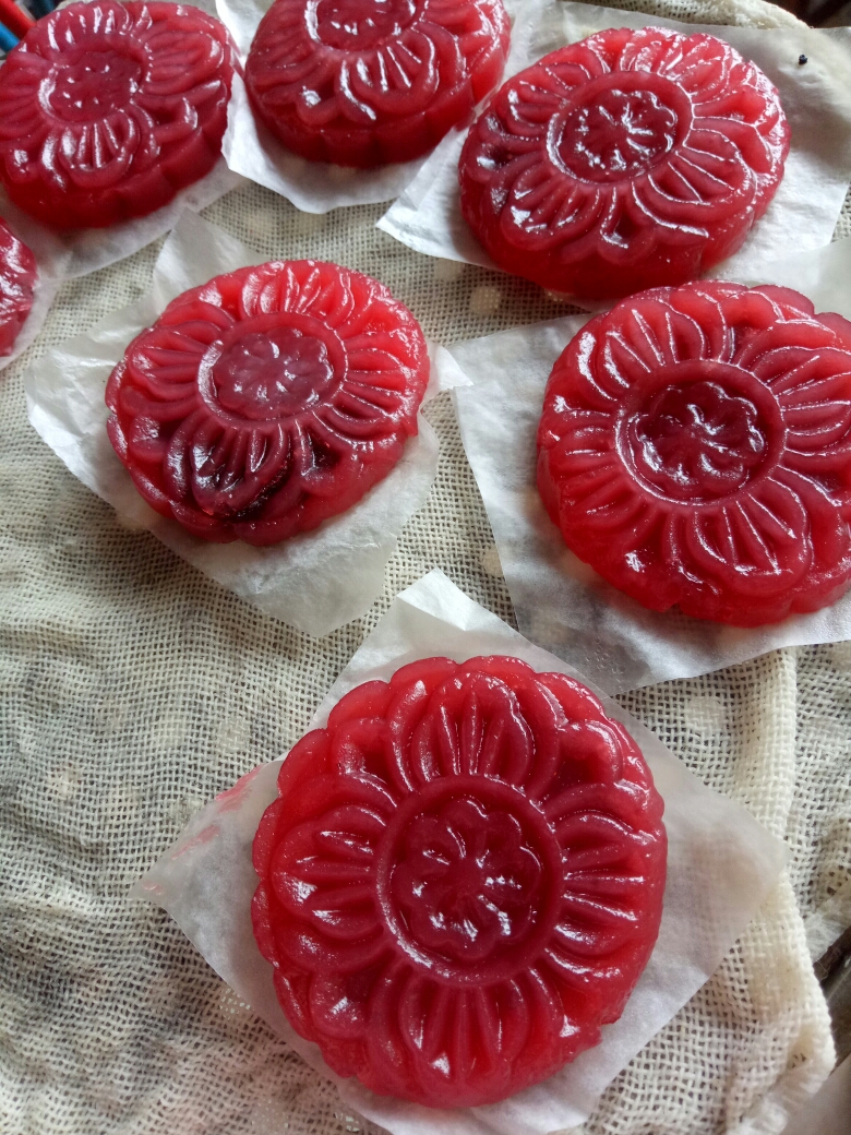火龙果水晶饼红印糍的做法