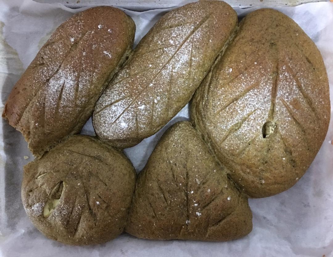 抹茶豆沙奶酪软欧包