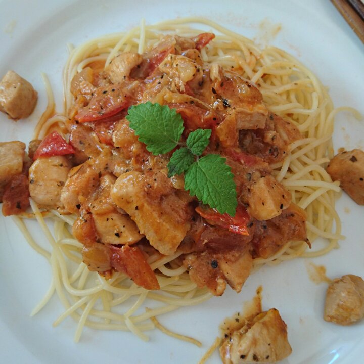 奶油鸡肉蘑菇意面