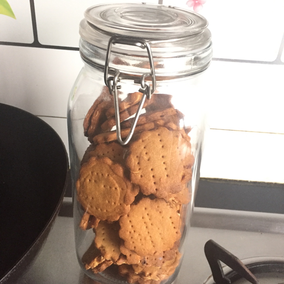 消化饼干