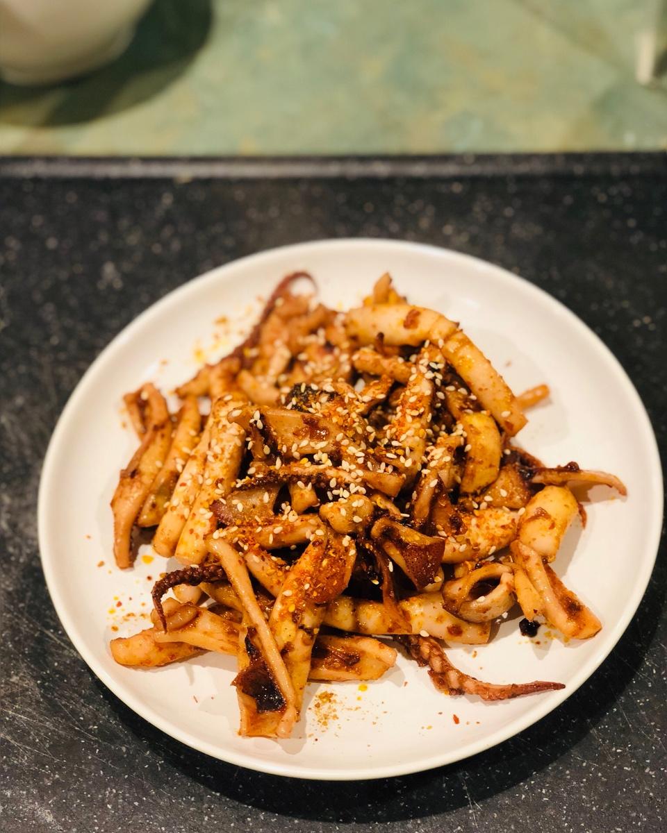 香辣鱿鱼须 赛过铁板的味道