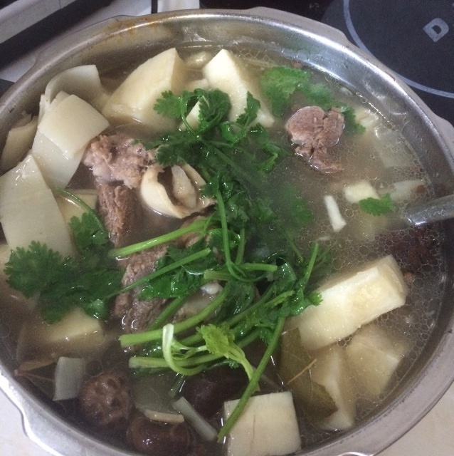 鲜竹笋汤的做法