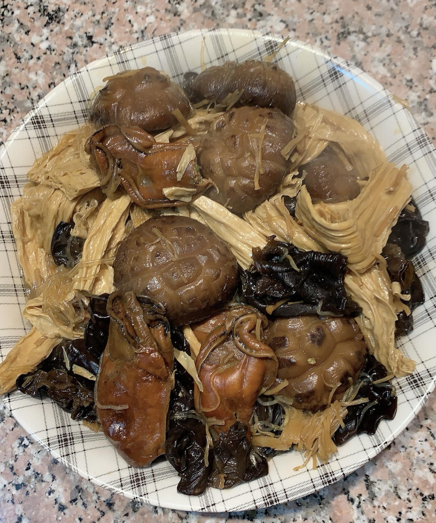 发菜生菜花菇焖蚝豉