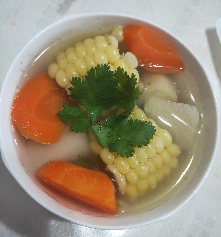甜玉米山药汤
