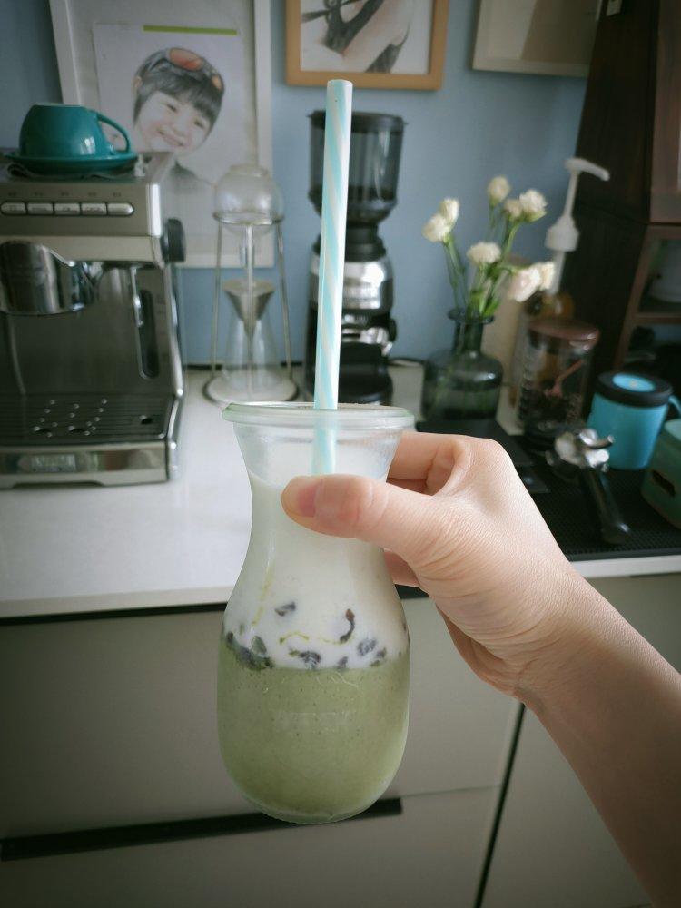 巨简单，清凉爽口的蜜豆抹茶冻撞奶