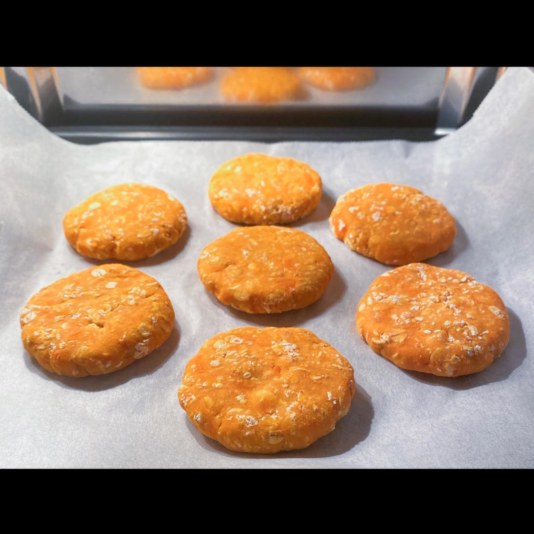 【减脂餐】超简单的红薯燕麦饼