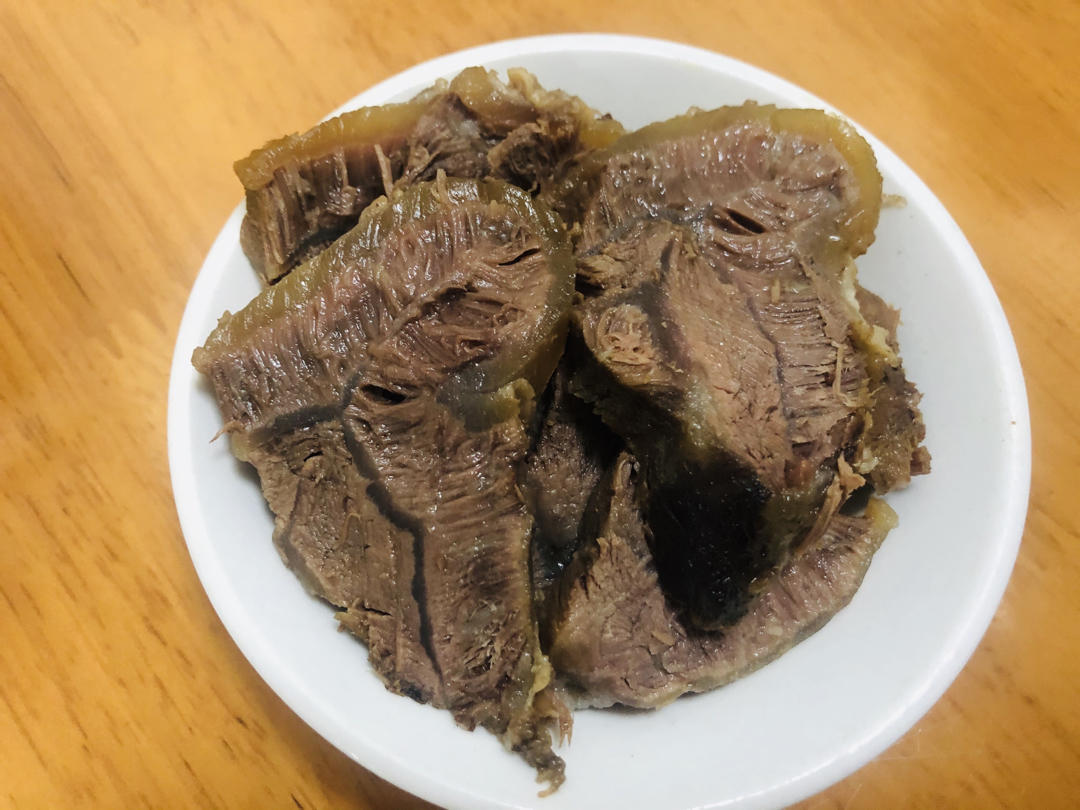 最容易的家常菜之——卤牛肉