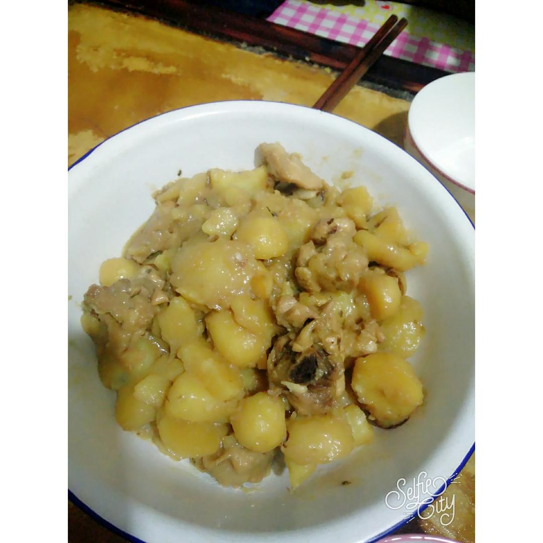 土豆焖鸡腿