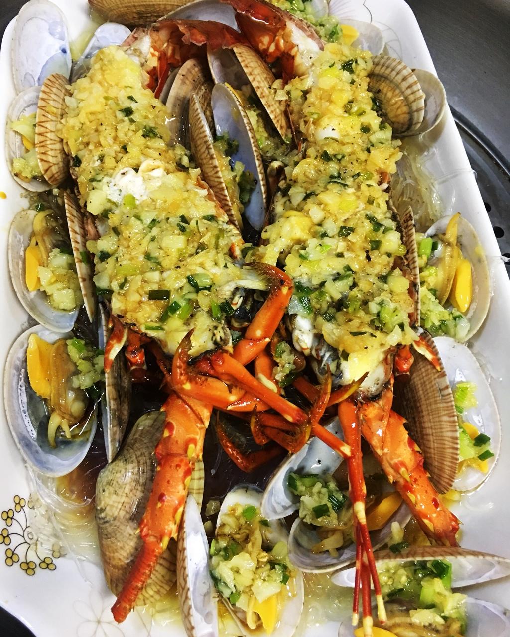 蒜蓉龙虾蒸粉丝