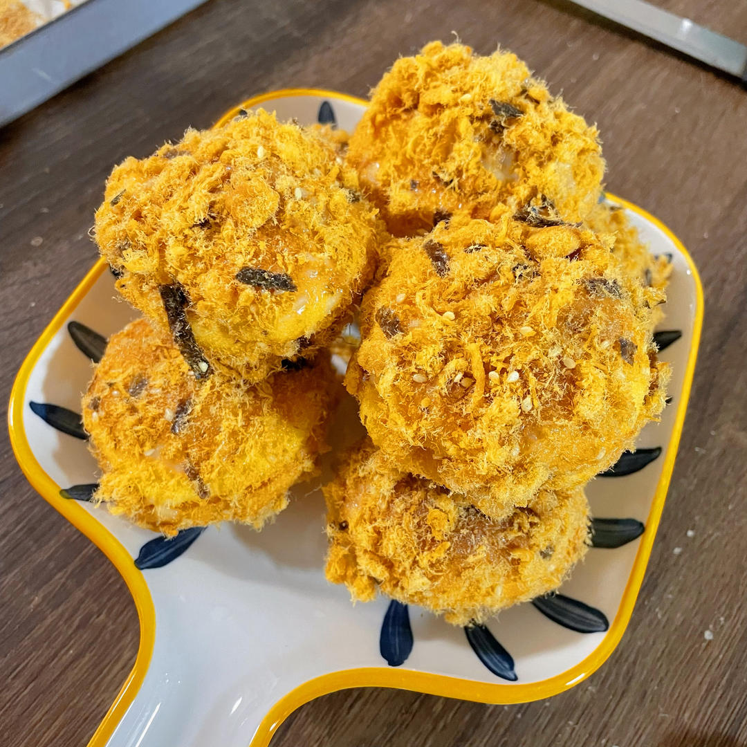《Tinrry+》海苔肉松小贝