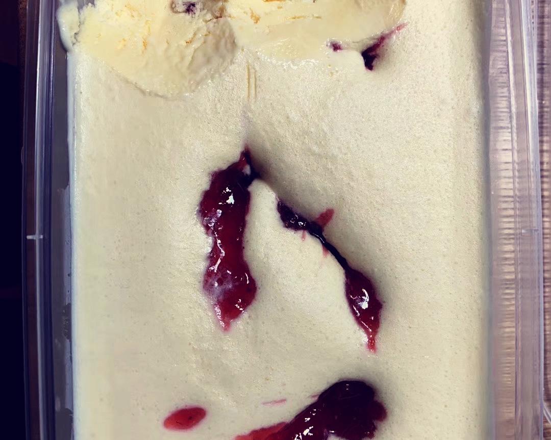 冰淇淋（罗律食谱）的做法