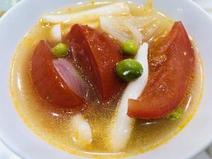 雪平锅美食——不上火很美味很营养的番茄白玉菇豌豆窝蛋汤的做法 步骤11