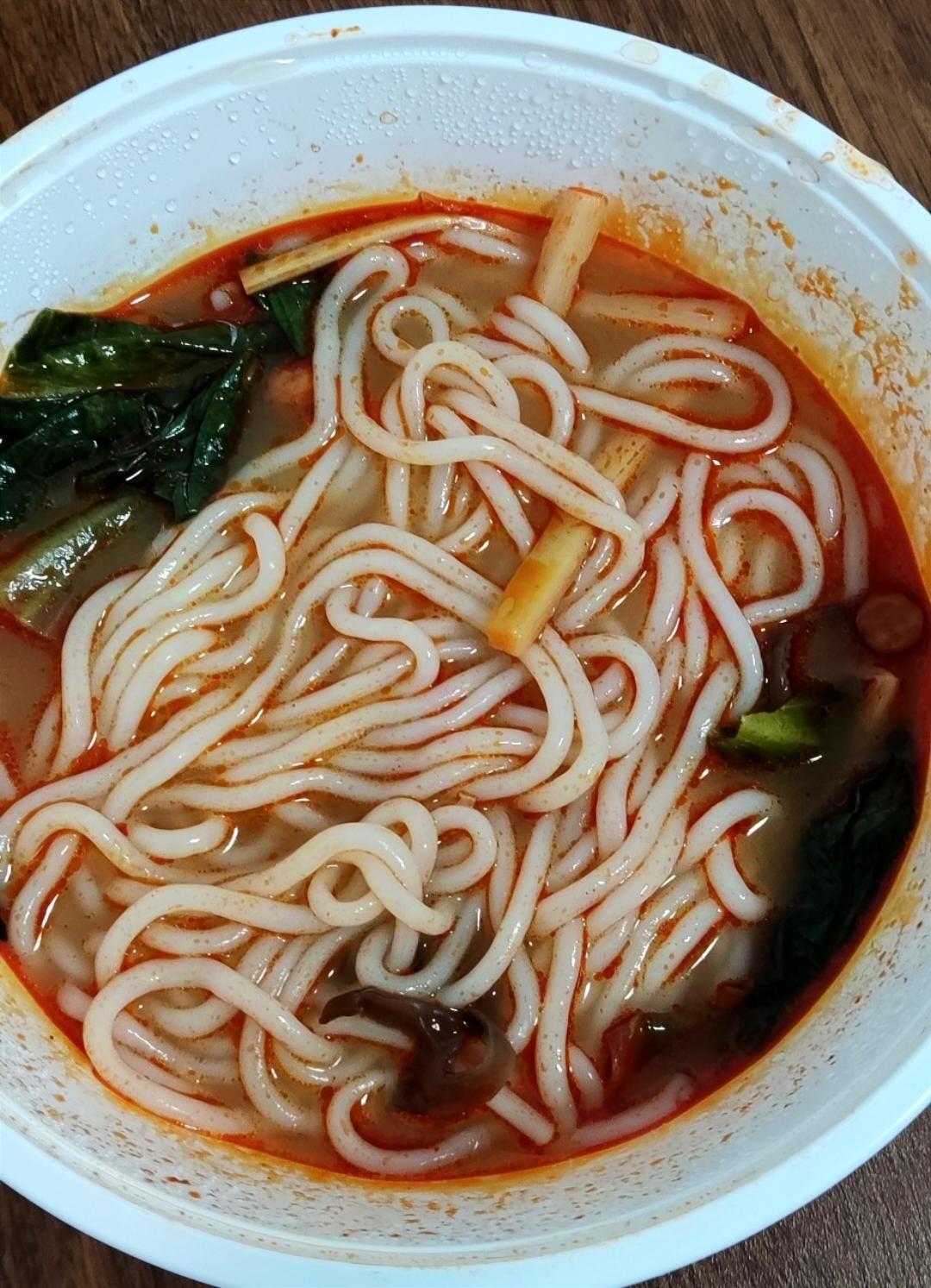 柳州螺蛳粉的正确煮法