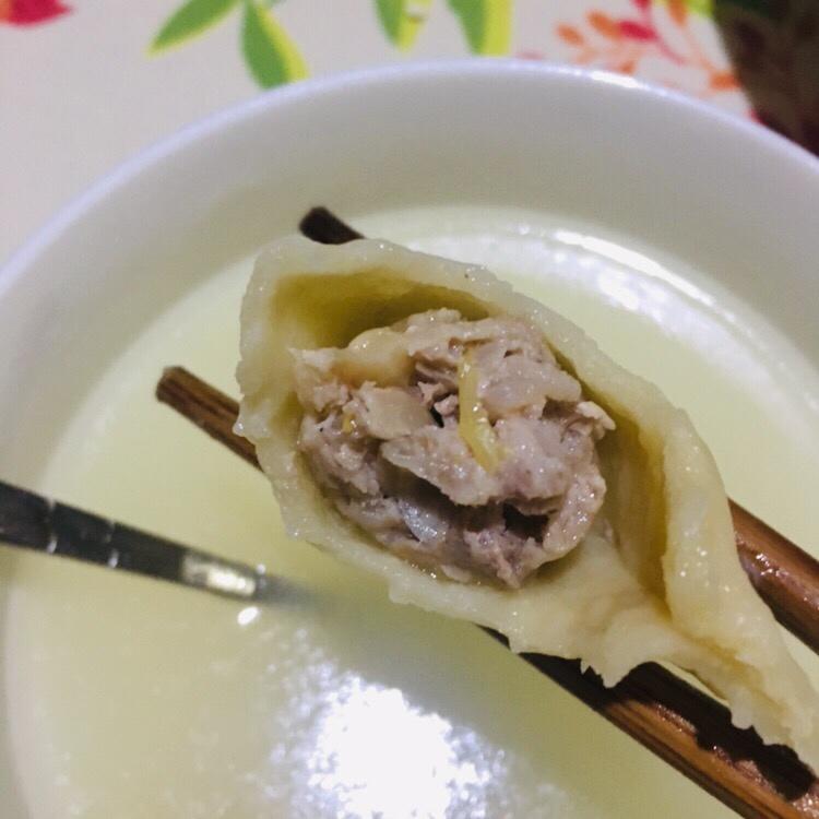 酸菜饺子