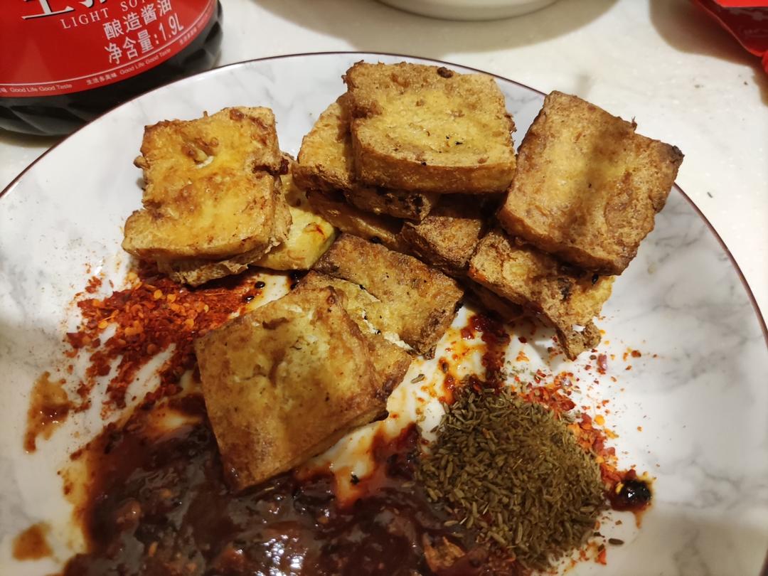 平底锅版铁板脆皮豆腐，赛过路边摊