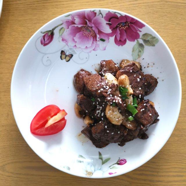 黑蒜子牛肉粒