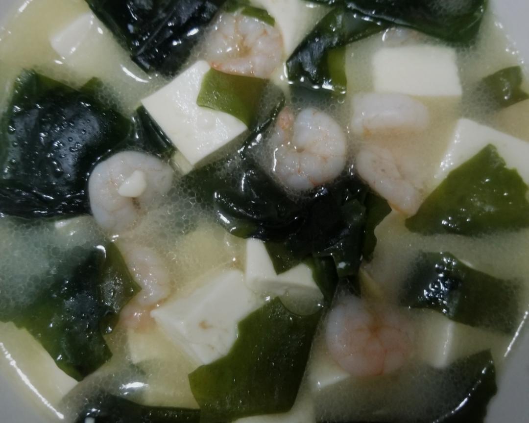 2岁+宝宝补钙汤--虾仁豆腐海带汤的做法