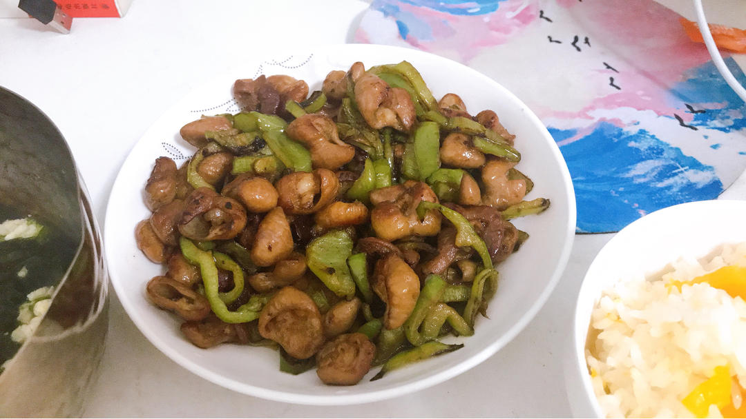 尖椒肥肠