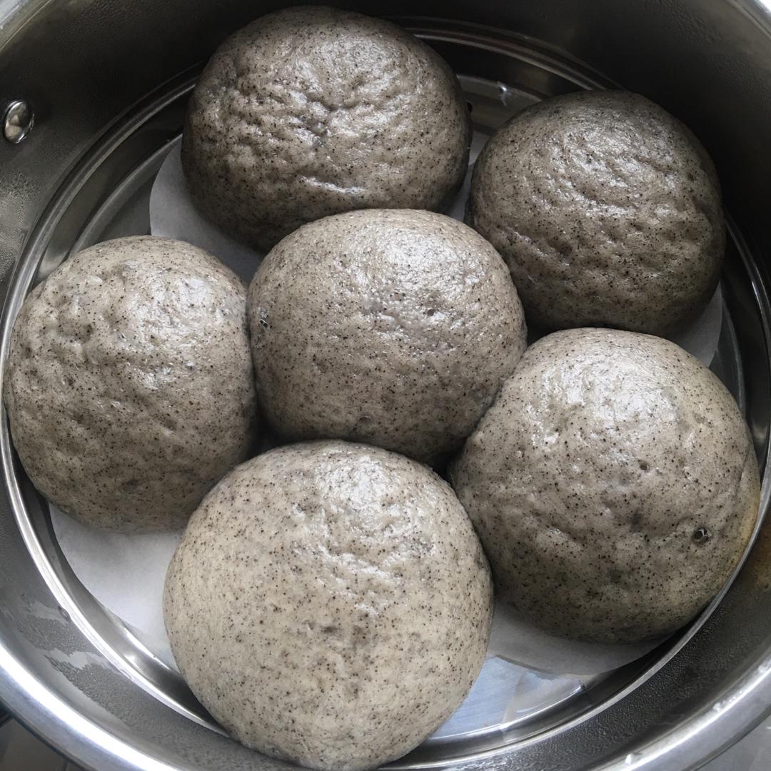 黑芝麻酱馒头