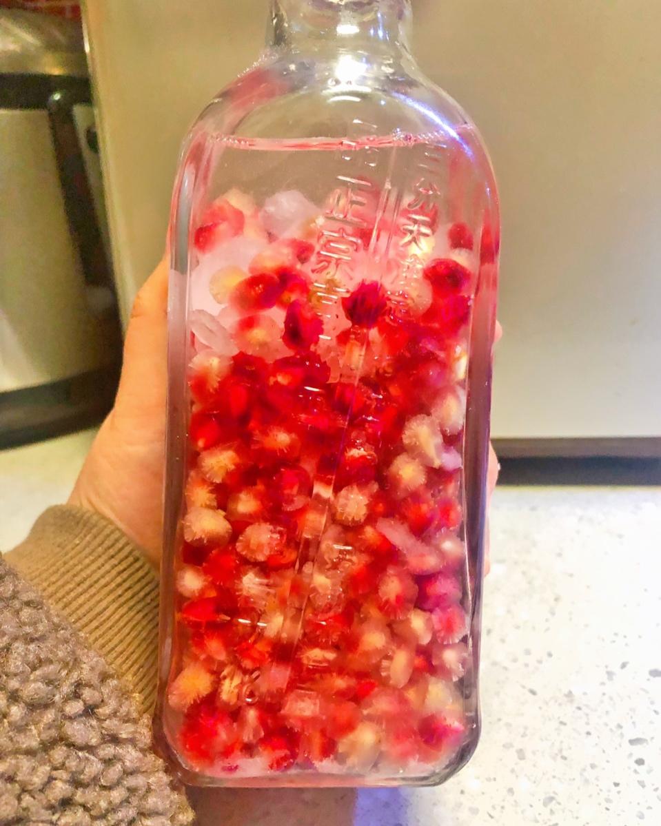 好喝又养颜养生的石榴酒