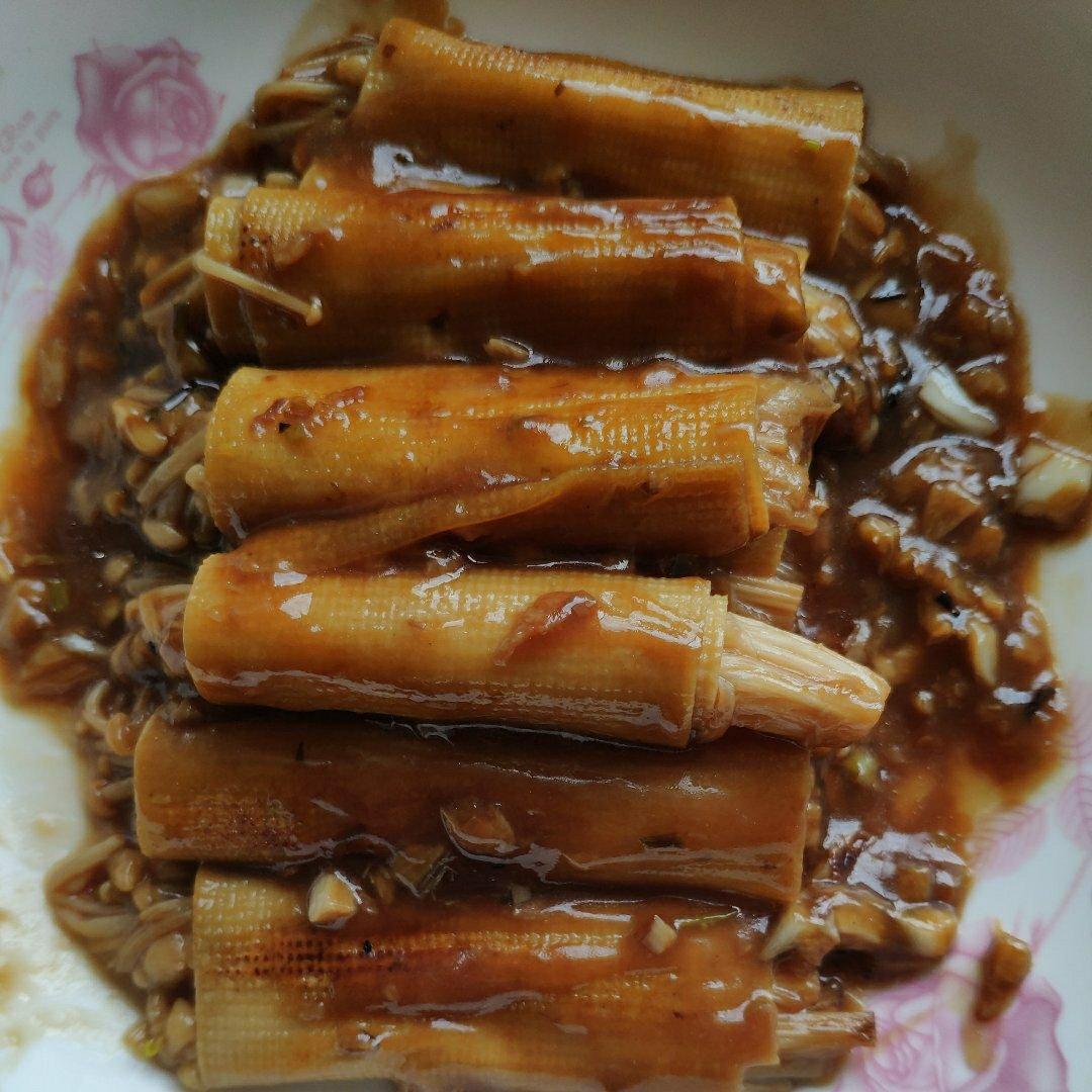 比肉还好吃的金针菇豆皮卷