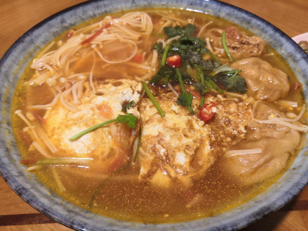 番茄金针菇豆腐汤