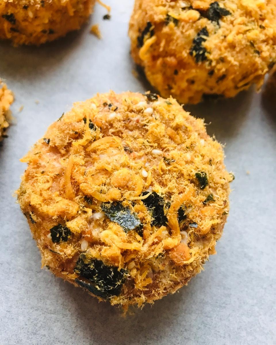 我在看你看的夕阳_f9c3做的自制肉松小贝