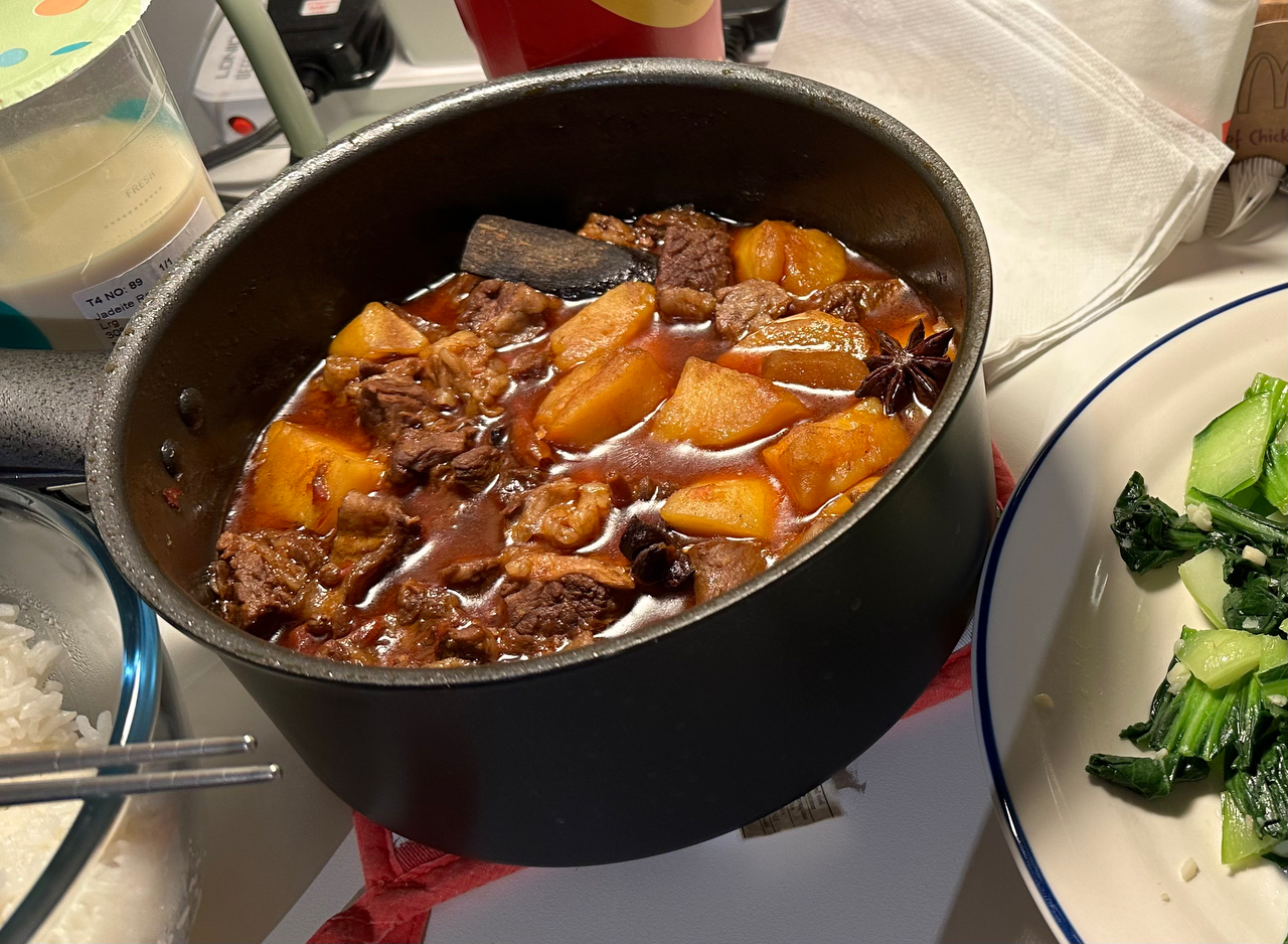 红烧牛腩土豆的做法