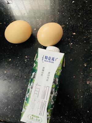 牛奶炖蛋的做法 步骤1